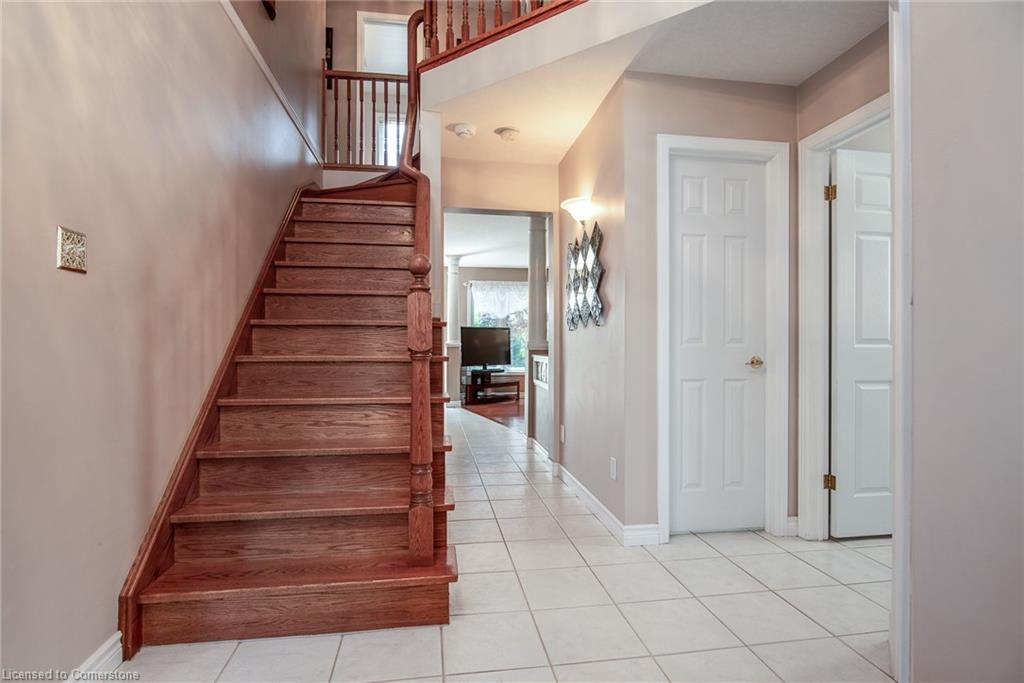 110 Deer Ridge Drive Property Photo 3