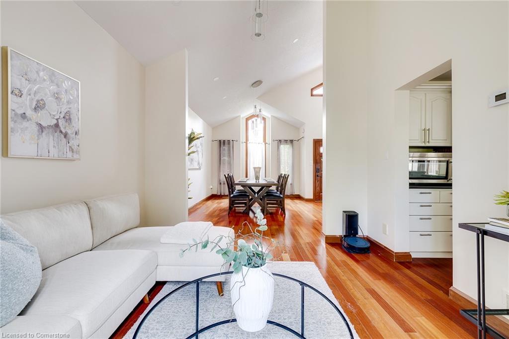 502 Baringham Place Property Photo 7