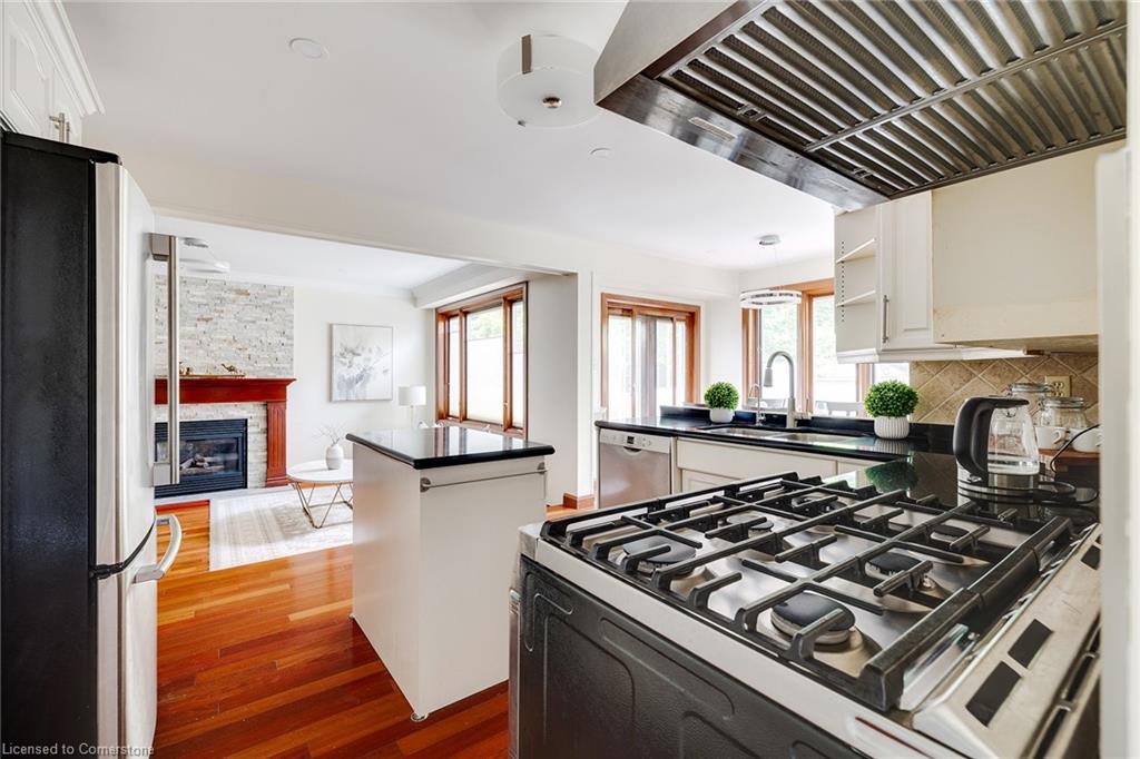 502 Baringham Place Property Photo 8