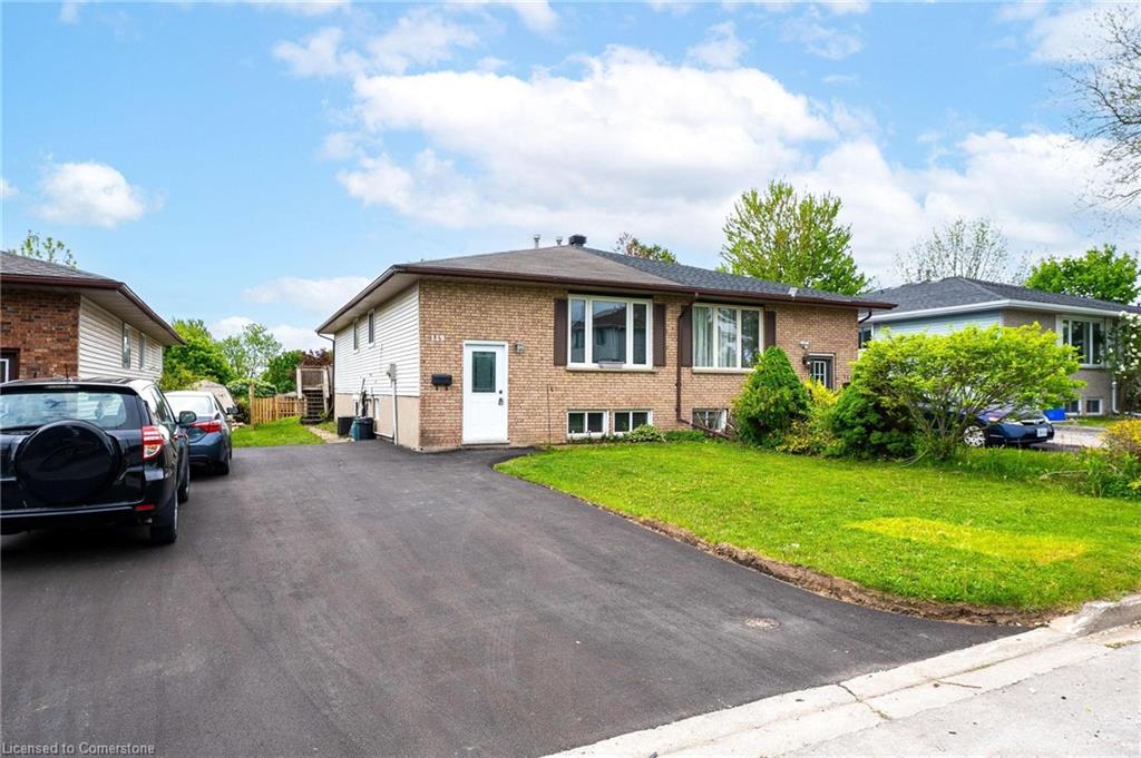 119 Nickolas Crescent Property Photo 4