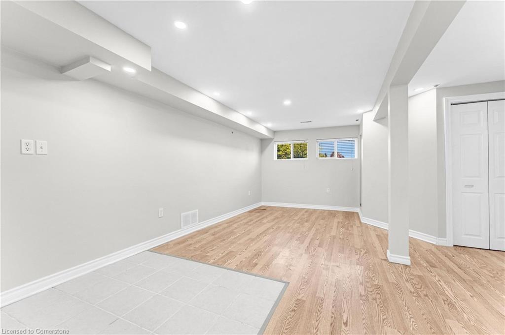 119 Nickolas Crescent Property Photo 27