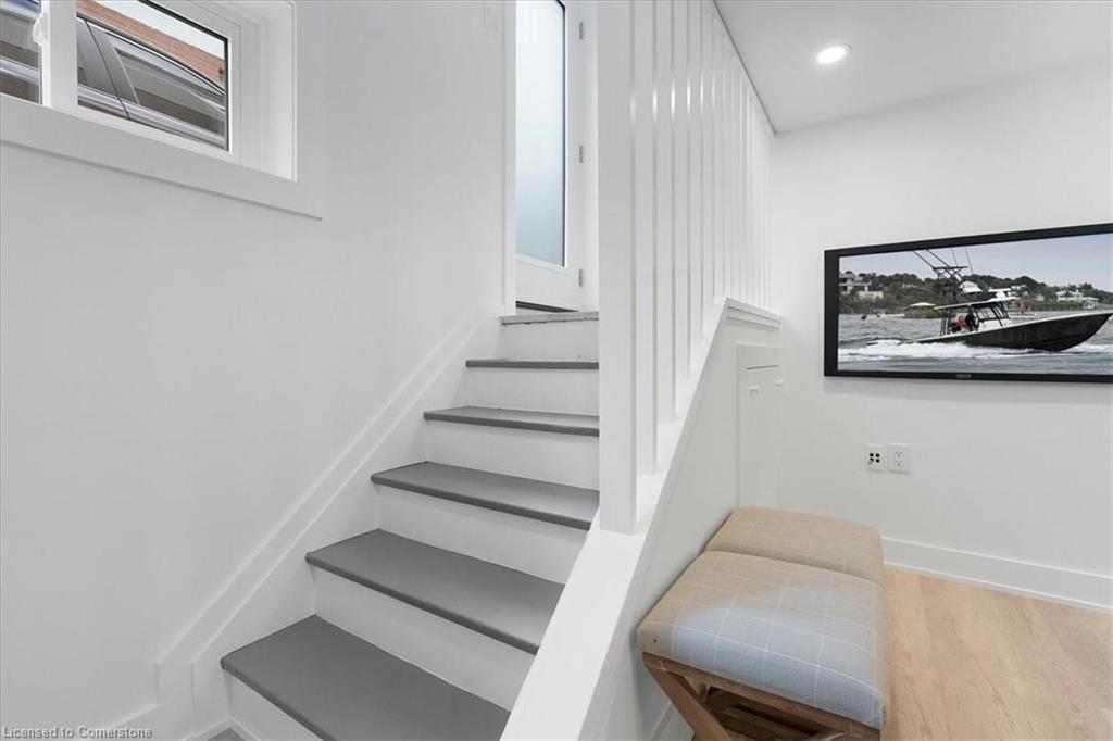 94 West 32nd Street Property Photo 21