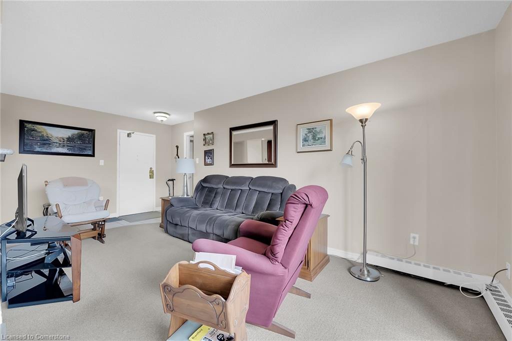 512-793 Colborne Street E Property Photo 12