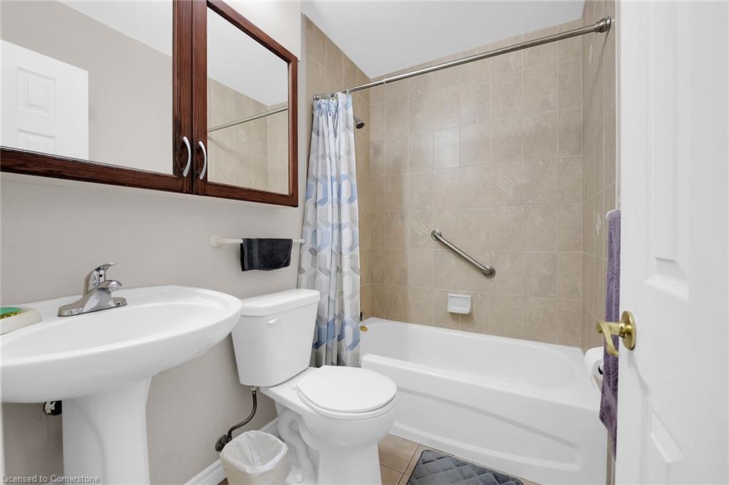 512-793 Colborne Street E Property Photo 27