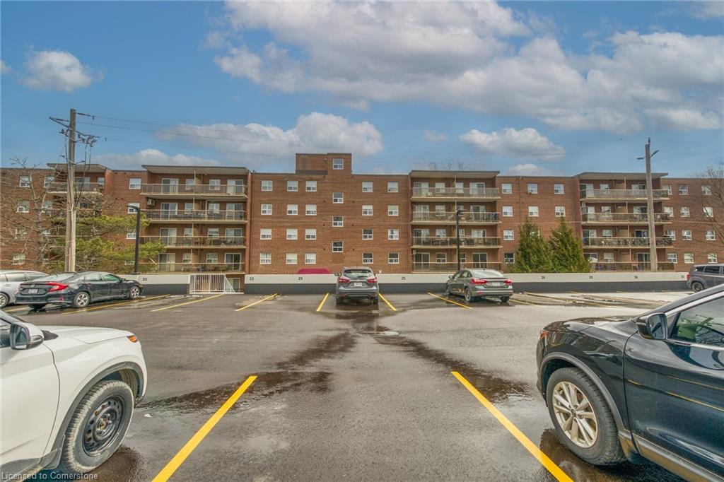 512-793 Colborne Street E Property Photo 36