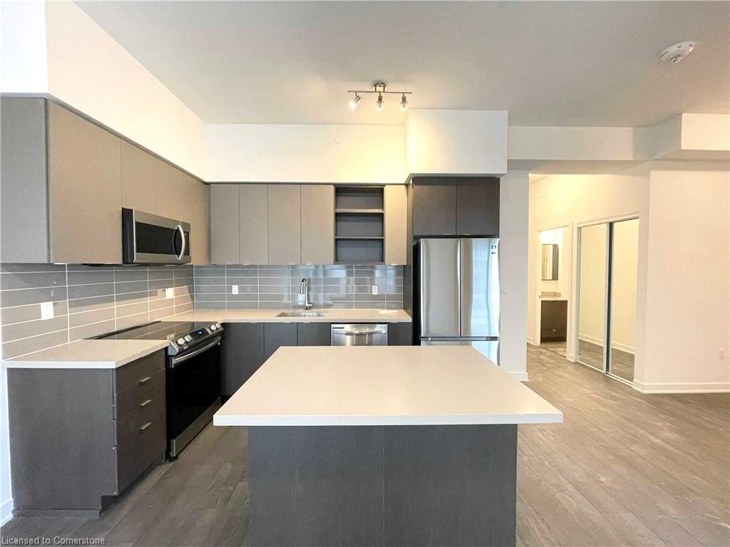 202-4675 Metcalfe Avenue Property Photo 1