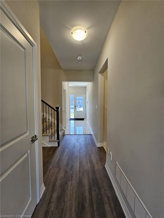 111 Alicia Crescent Property Photo 11