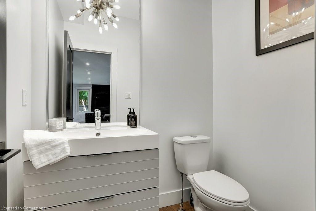 2208 Red Thorne Avenue Property Photo 17