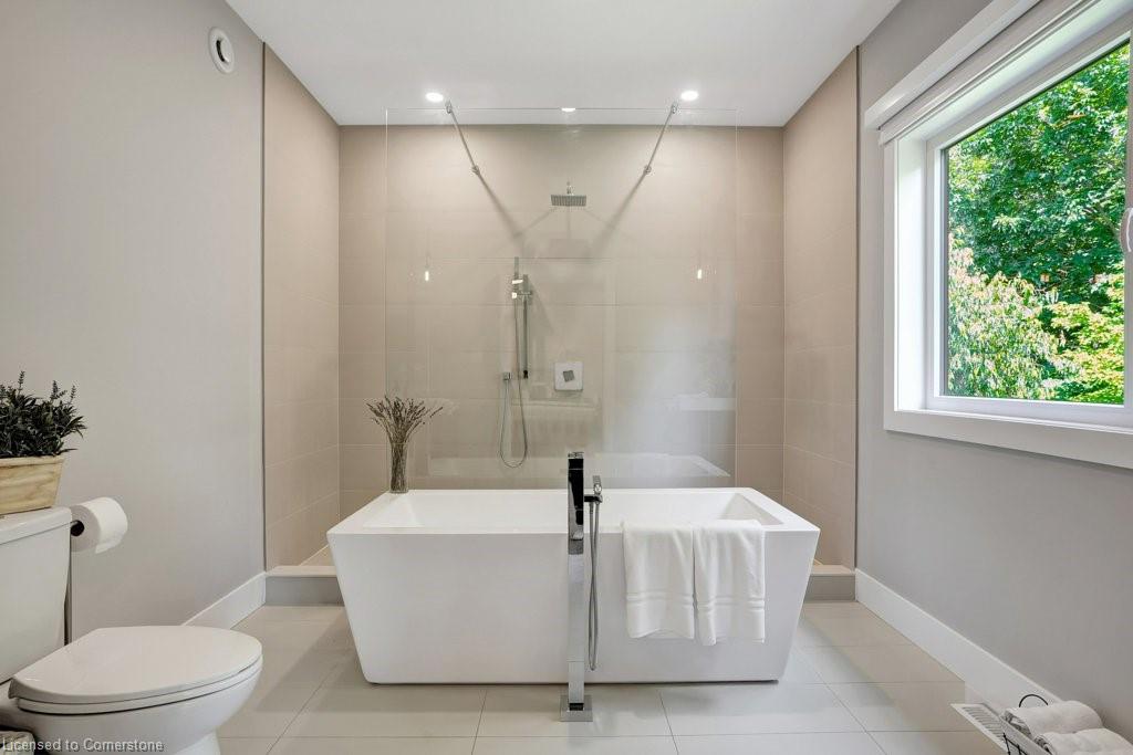 2208 Red Thorne Avenue Property Photo 22