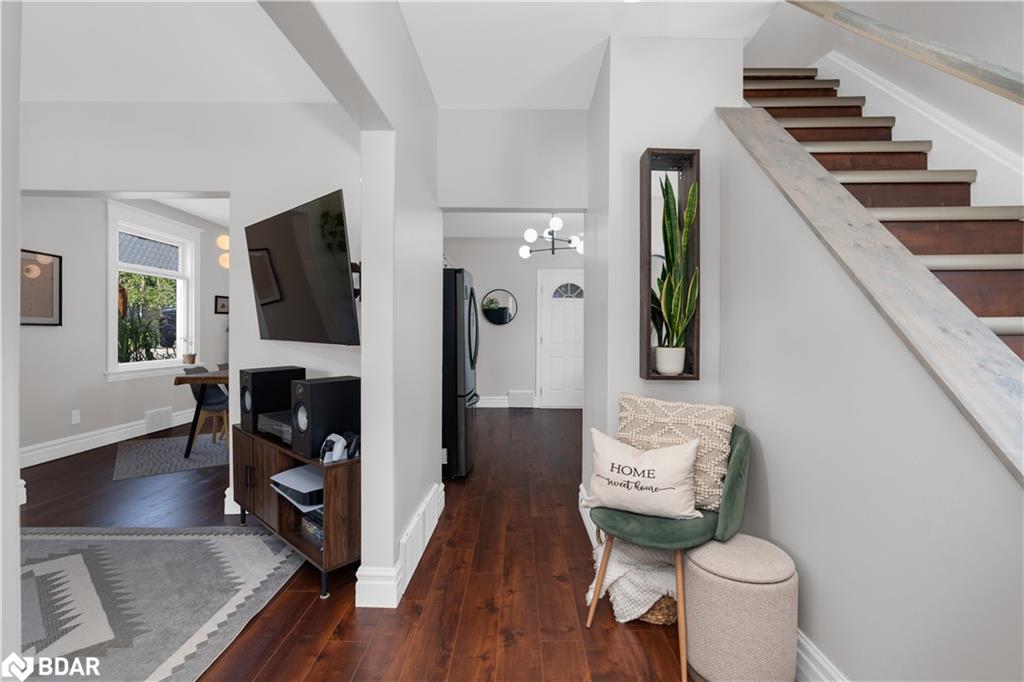 268 John Street Property Photo 14