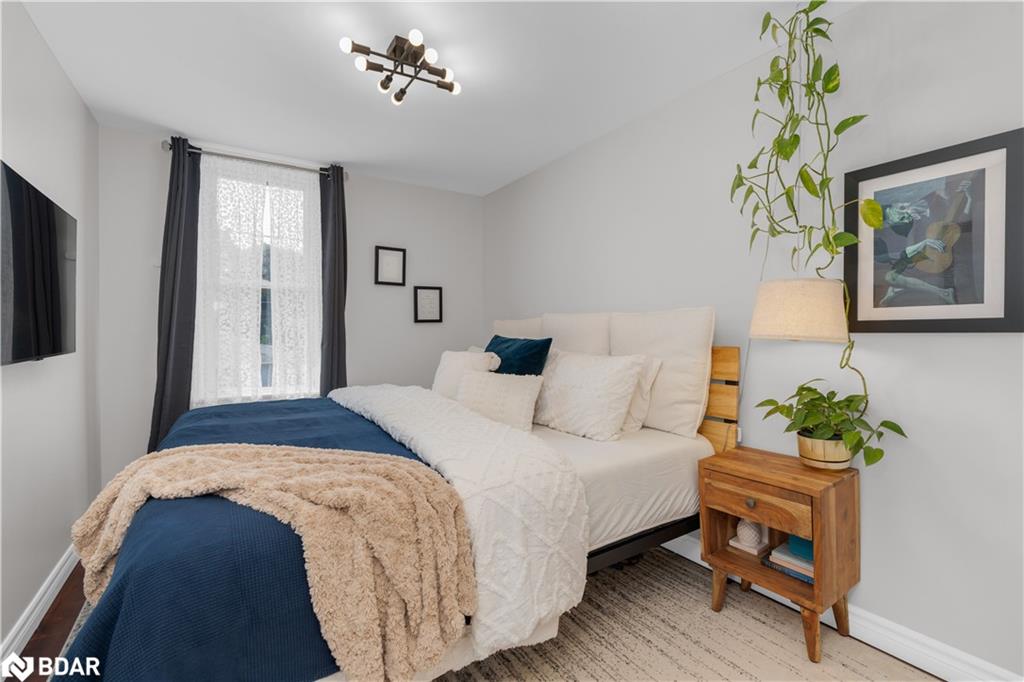 268 John Street Property Photo 15