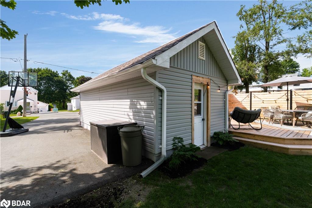 268 John Street Property Photo 34