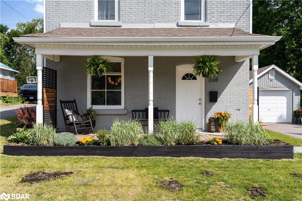 268 John Street Property Photo 40