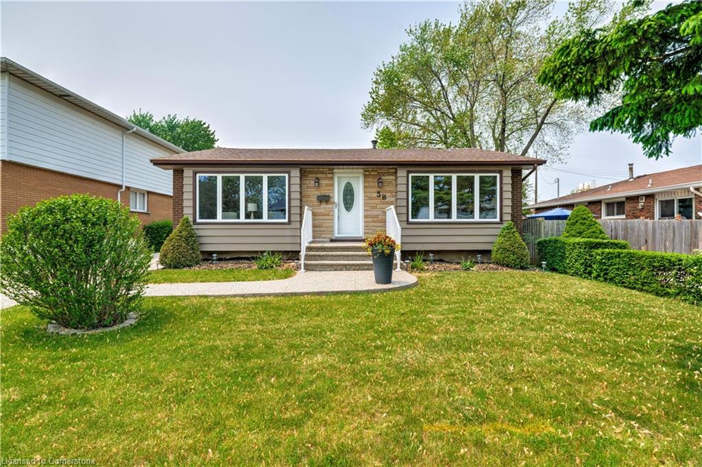 58 Goldfinch Road Property Photo 2