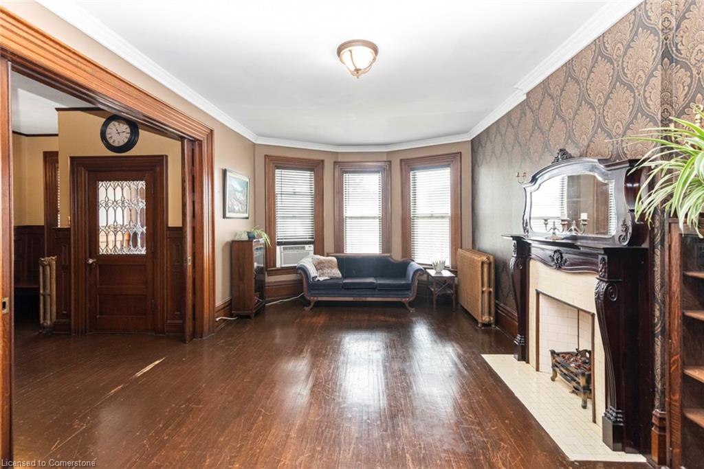 225 Broad Street E Property Photo 14