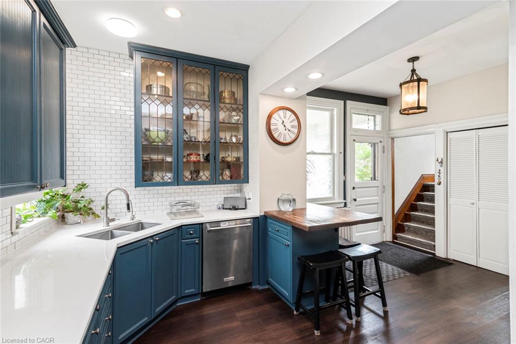 225 Broad Street E Property Photo 17