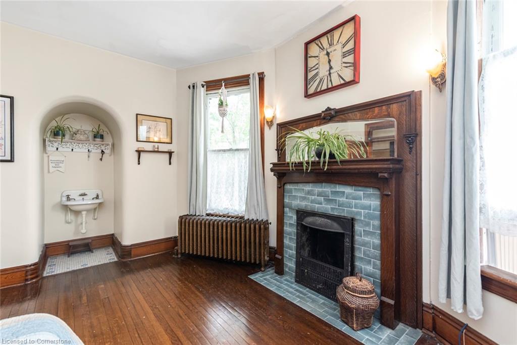 225 Broad Street E Property Photo 34