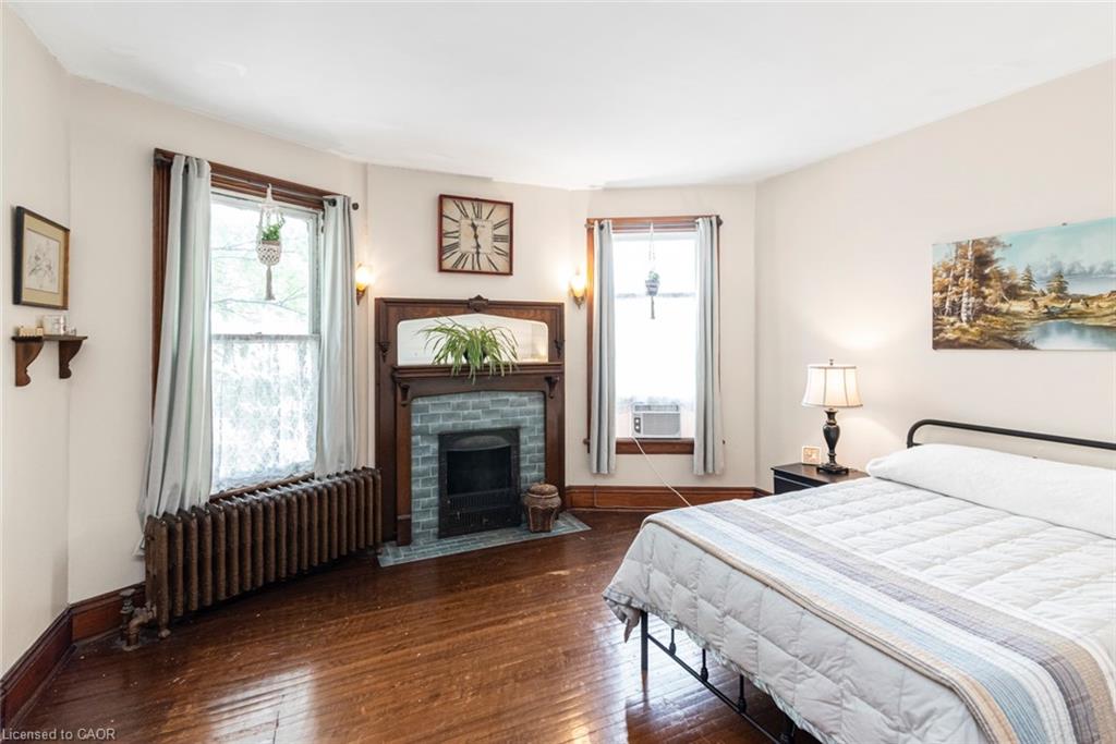 225 Broad Street E Property Photo 36