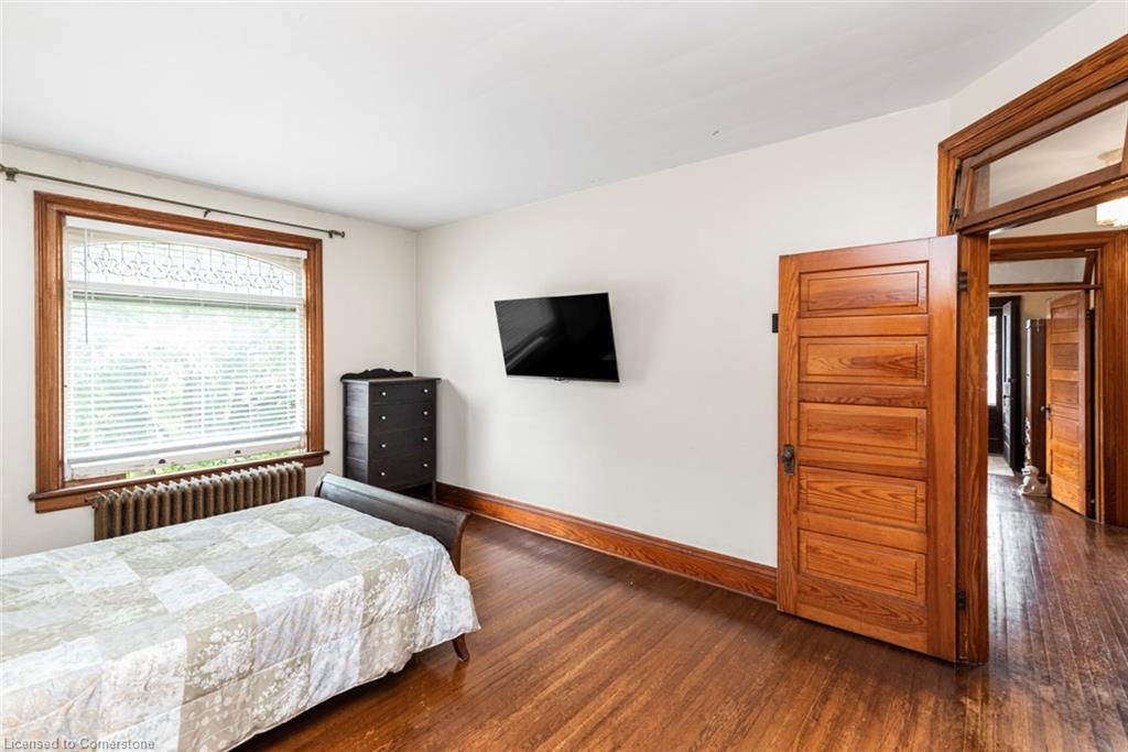 225 Broad Street E Property Photo 38