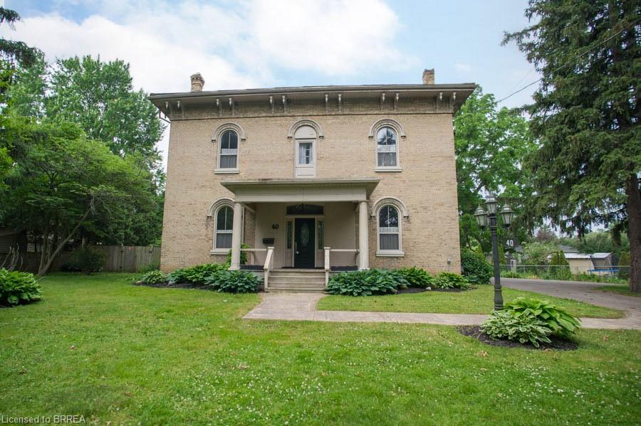 40 Oakhill Drive