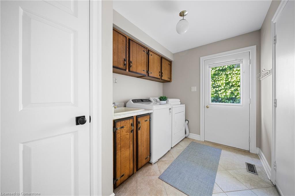 1246 Old Carriage Way Property Photo 23