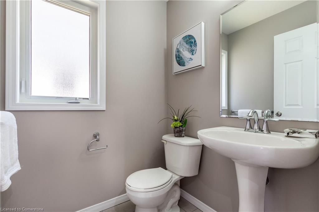 508 Netherwood Crescent Property Photo 18