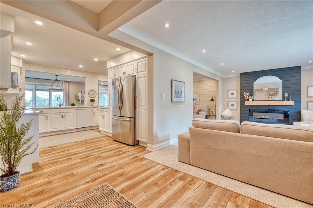 26 Simcoe Boulevard Property Photo 8