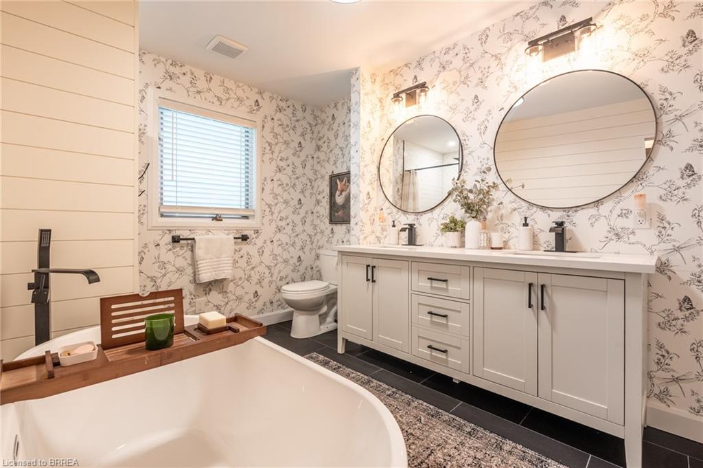 26 Simcoe Boulevard Property Photo 26