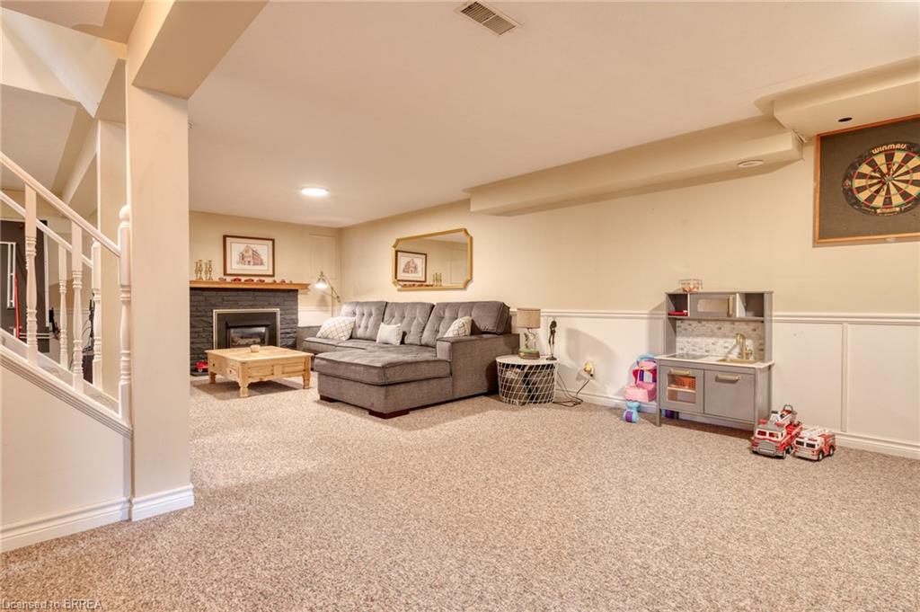 26 Simcoe Boulevard Property Photo 30