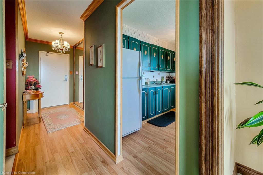 1503-301 Frances Avenue Property Photo 25