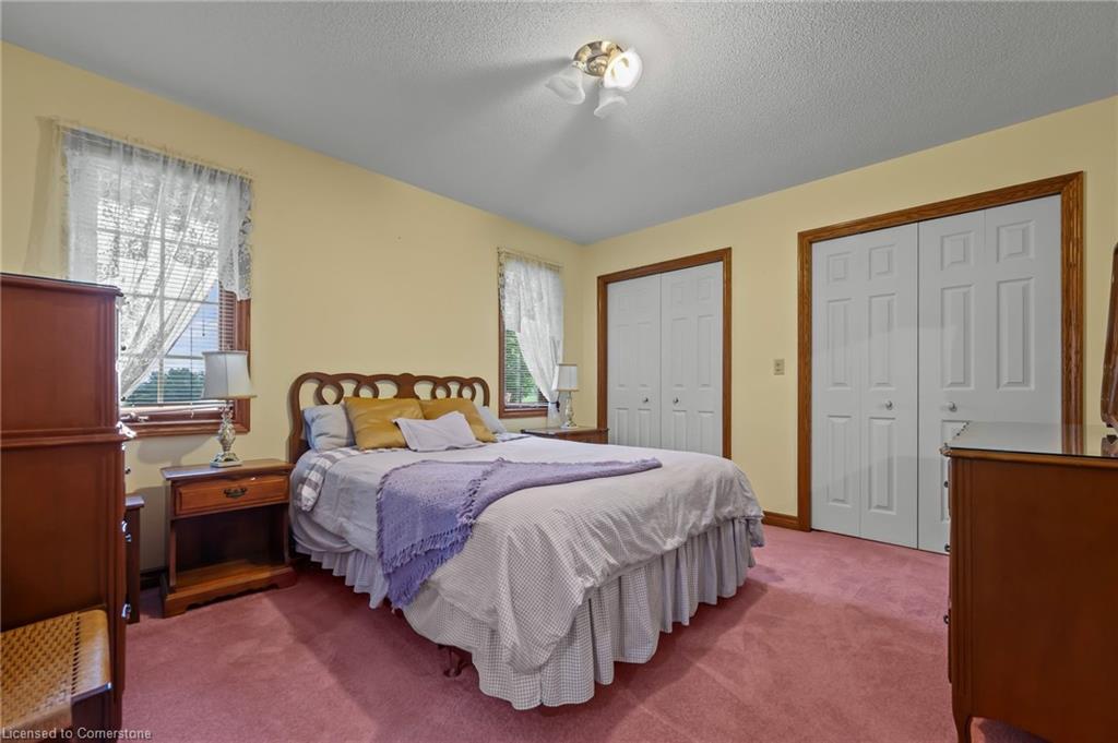 100 Baird Street S Property Photo 15