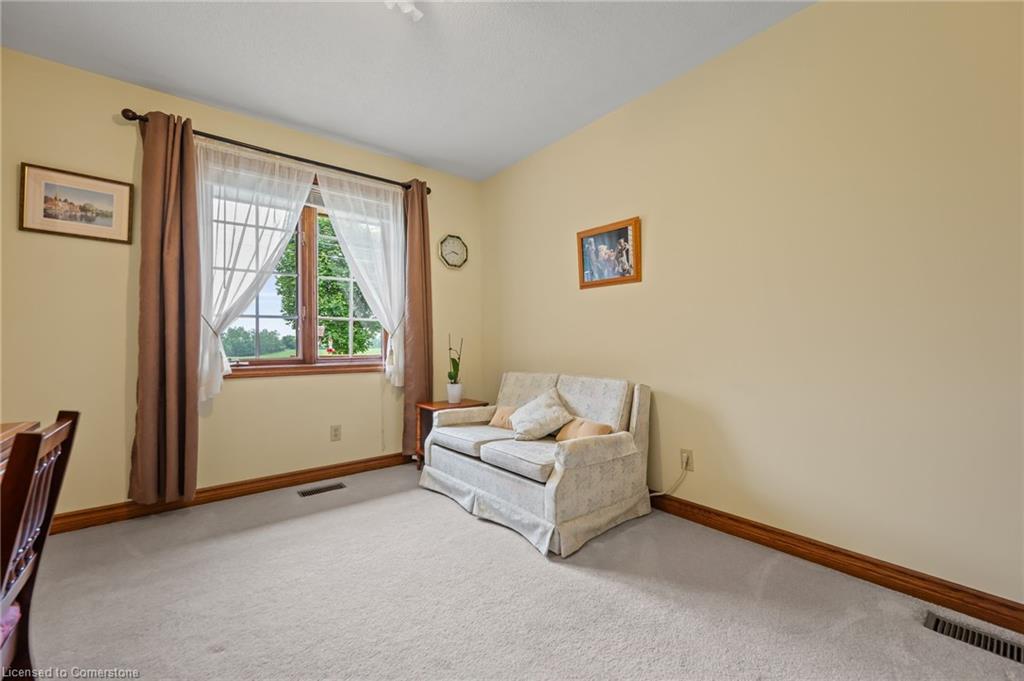 100 Baird Street S Property Photo 22