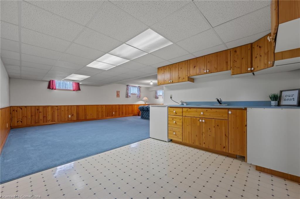 100 Baird Street S Property Photo 32