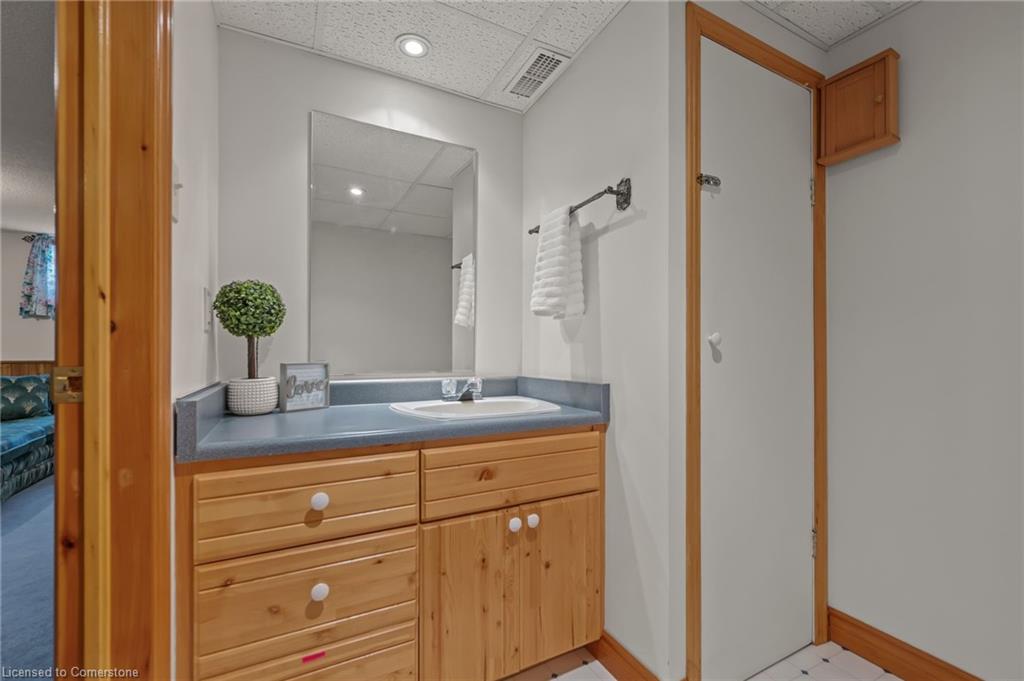 100 Baird Street S Property Photo 37