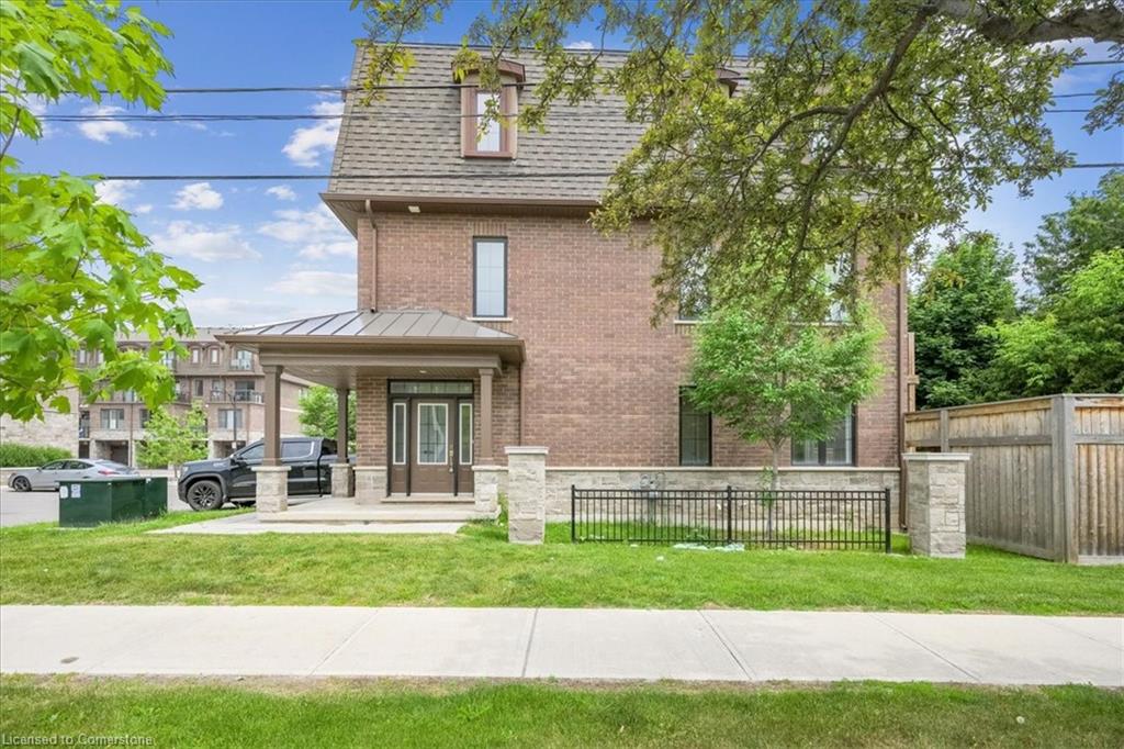 49-445 Ontario Street S Property Photo 2