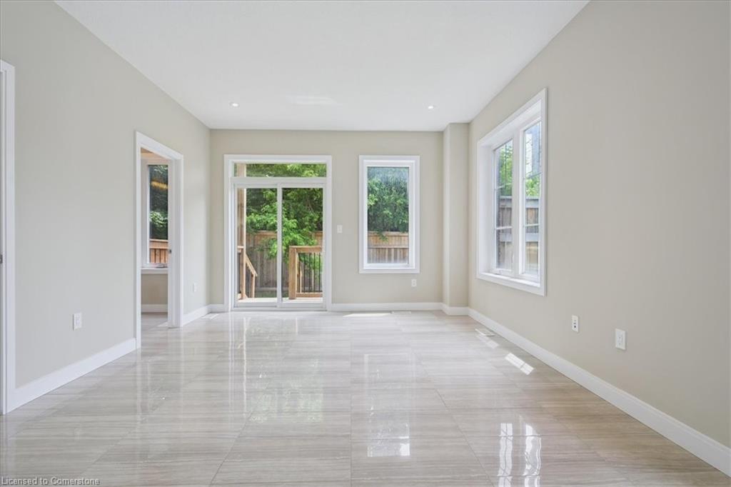 49-445 Ontario Street S Property Photo 9