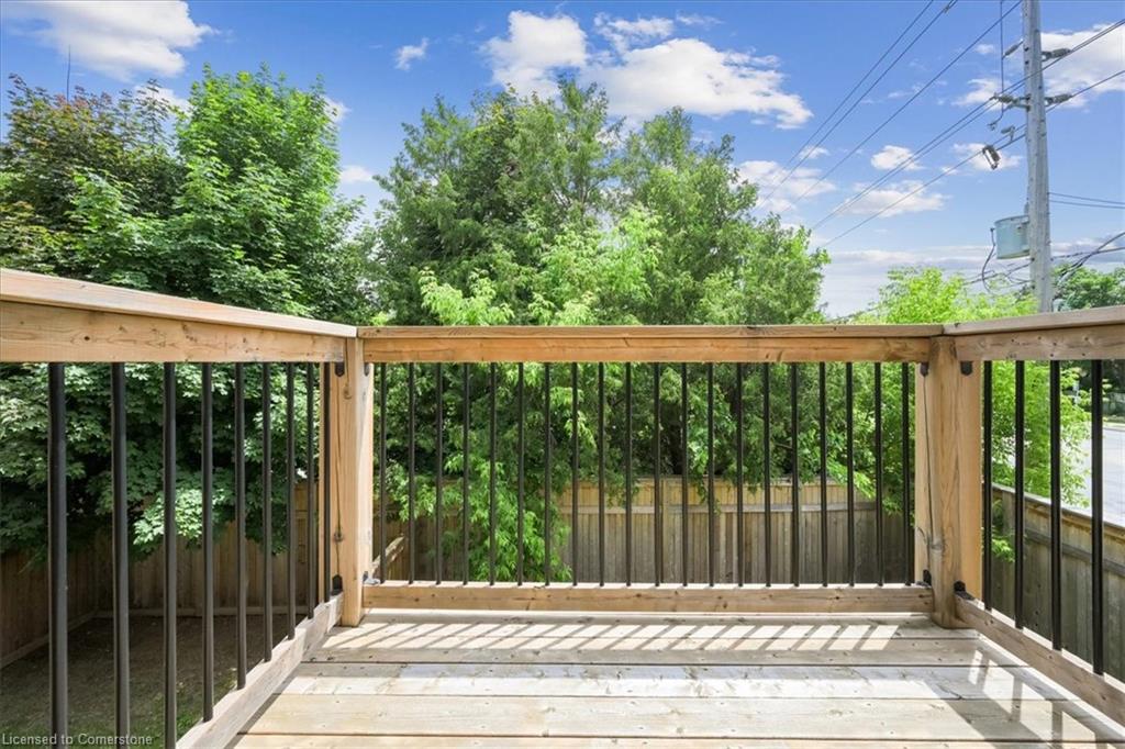 49-445 Ontario Street S Property Photo 17