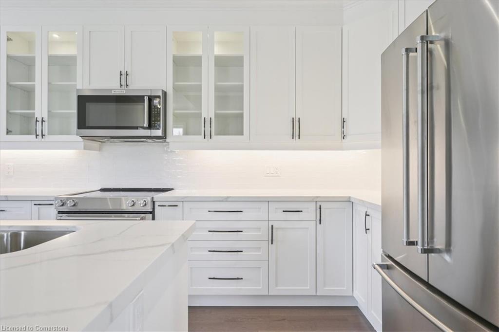 49-445 Ontario Street S Property Photo 20