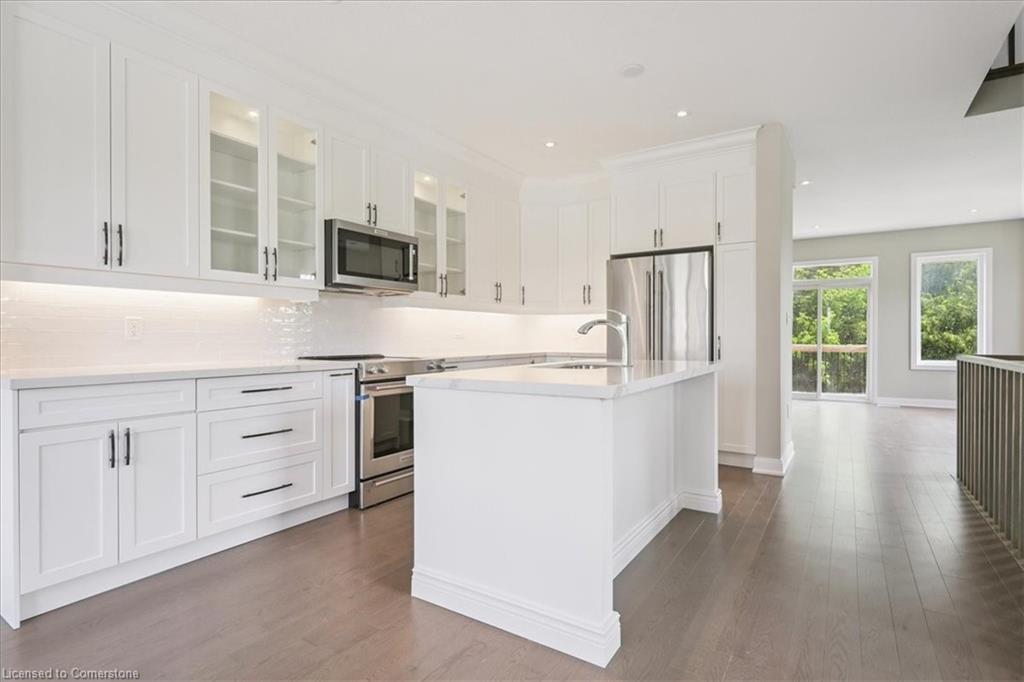 49-445 Ontario Street S Property Photo 22