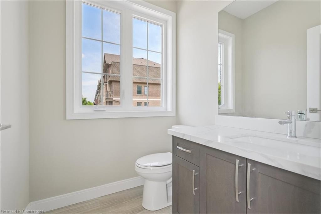 49-445 Ontario Street S Property Photo 30