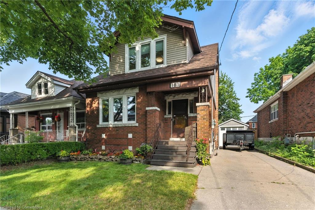 181 London Street S Property Photo 4