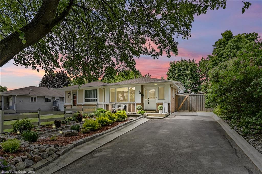 20 Marblehead Crescent Property Photo 1