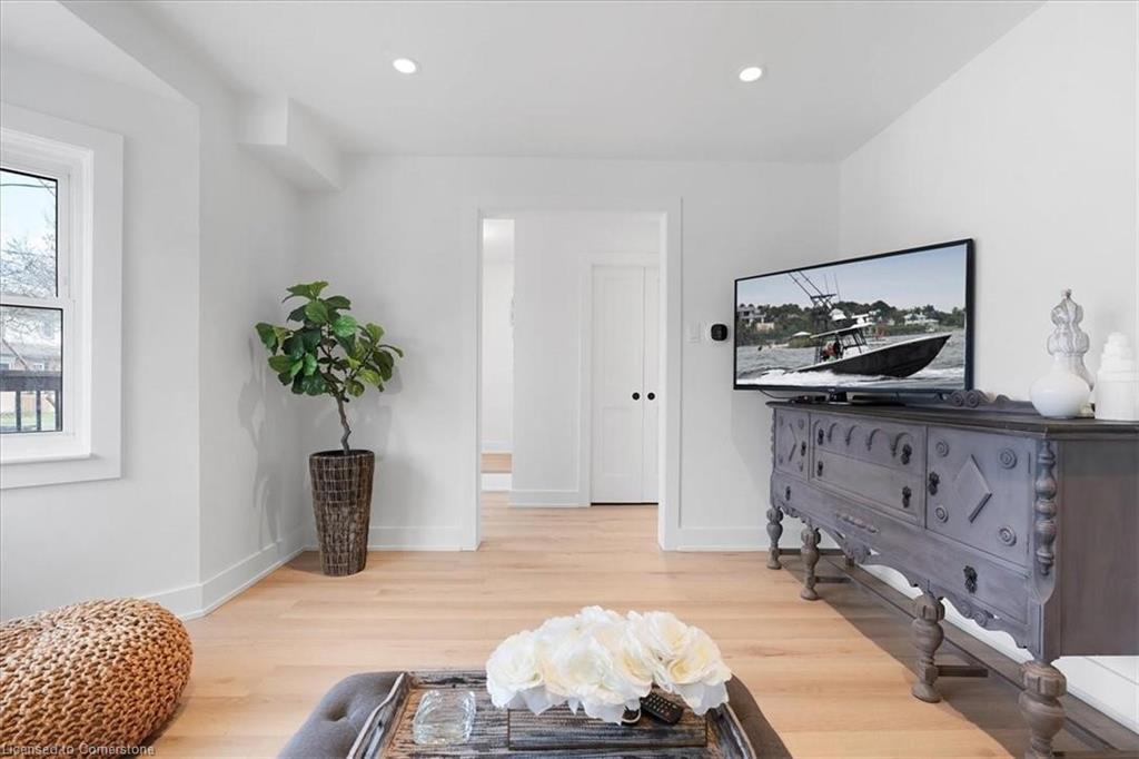 94 West 32nd Street Property Photo 7