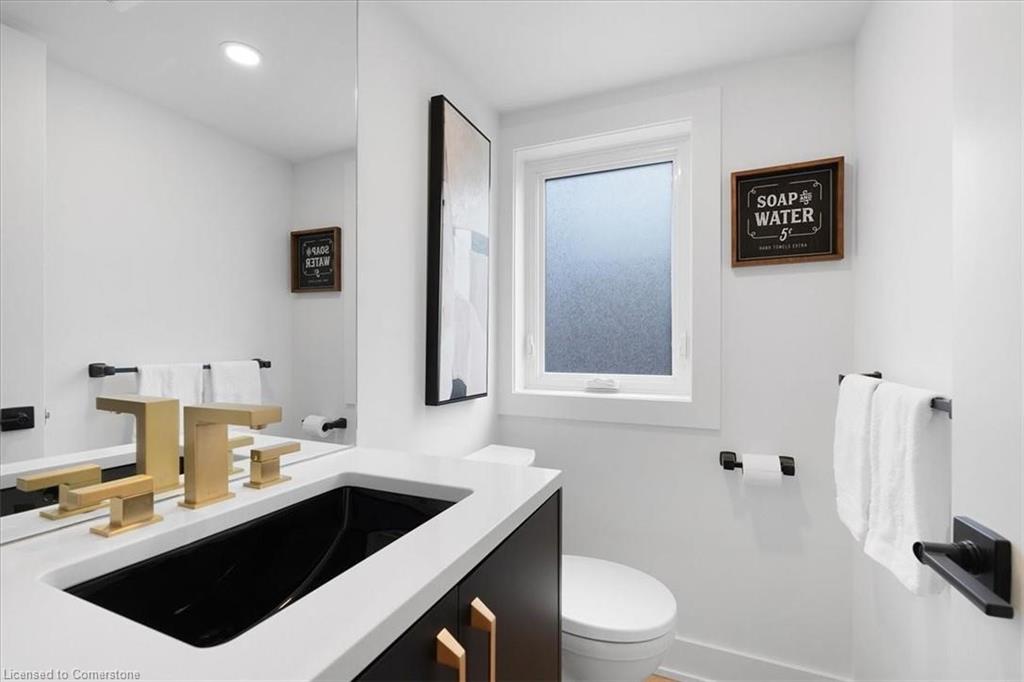 94 West 32nd Street Property Photo 13