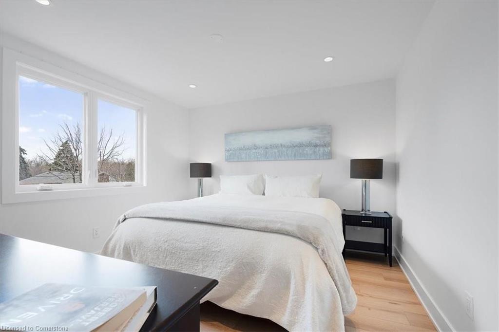 94 West 32nd Street Property Photo 16