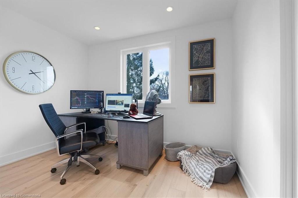 94 West 32nd Street Property Photo 18