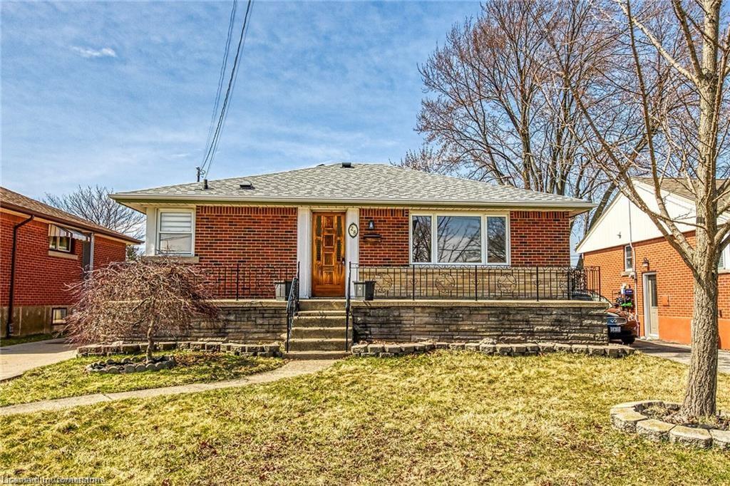 B-28 Ashland Avenue Property Photo 1