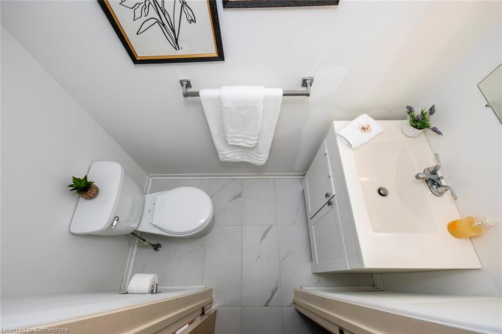 60-2315 Bromsgrove Road Property Photo 4