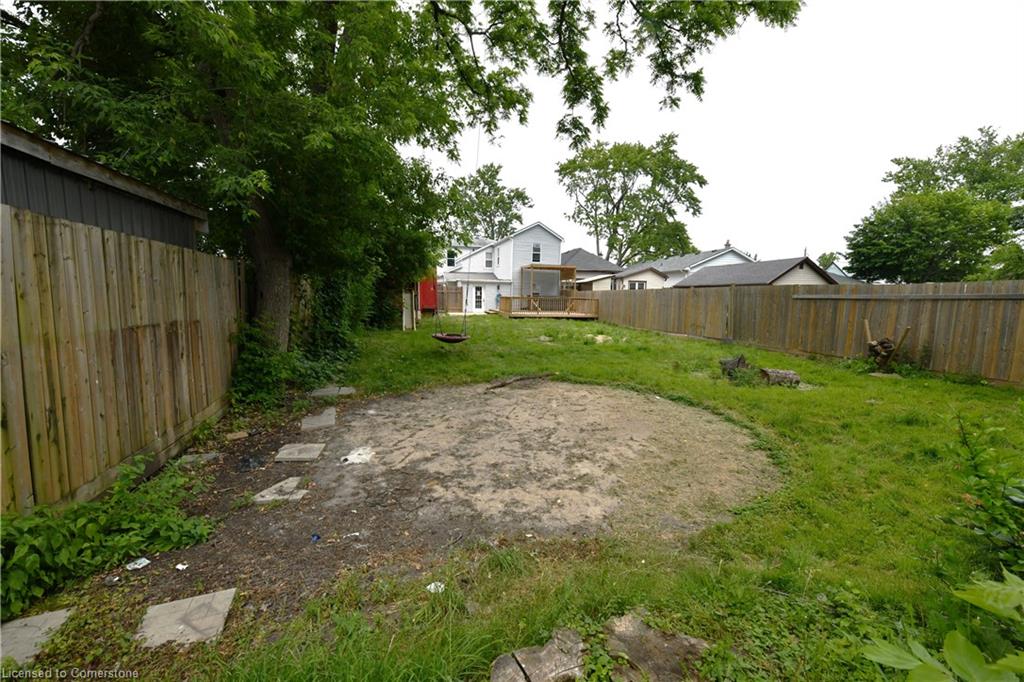 10 Meda Street Property Photo 8