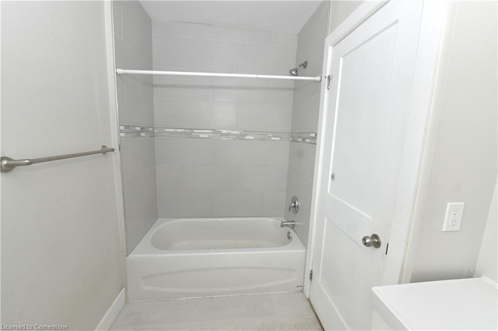 10 Meda Street Property Photo 23